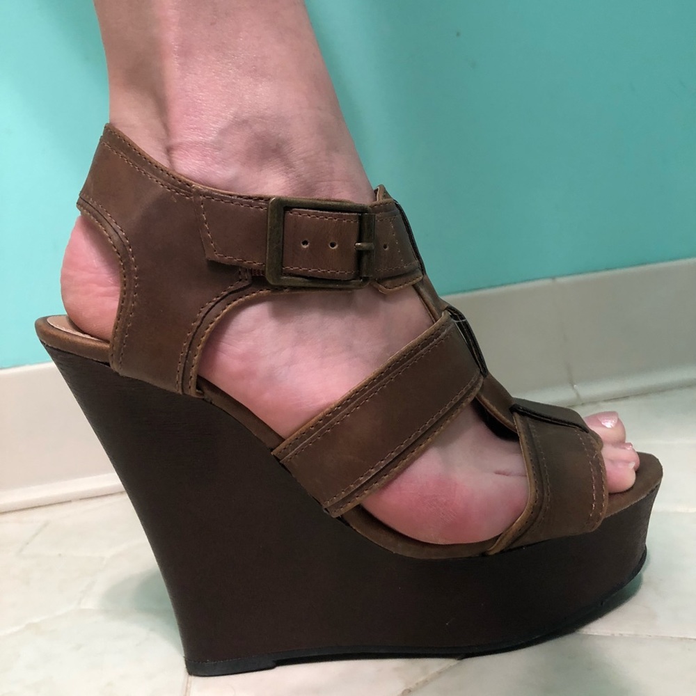 VERY lightly worn Candie’s WEDGES size 7